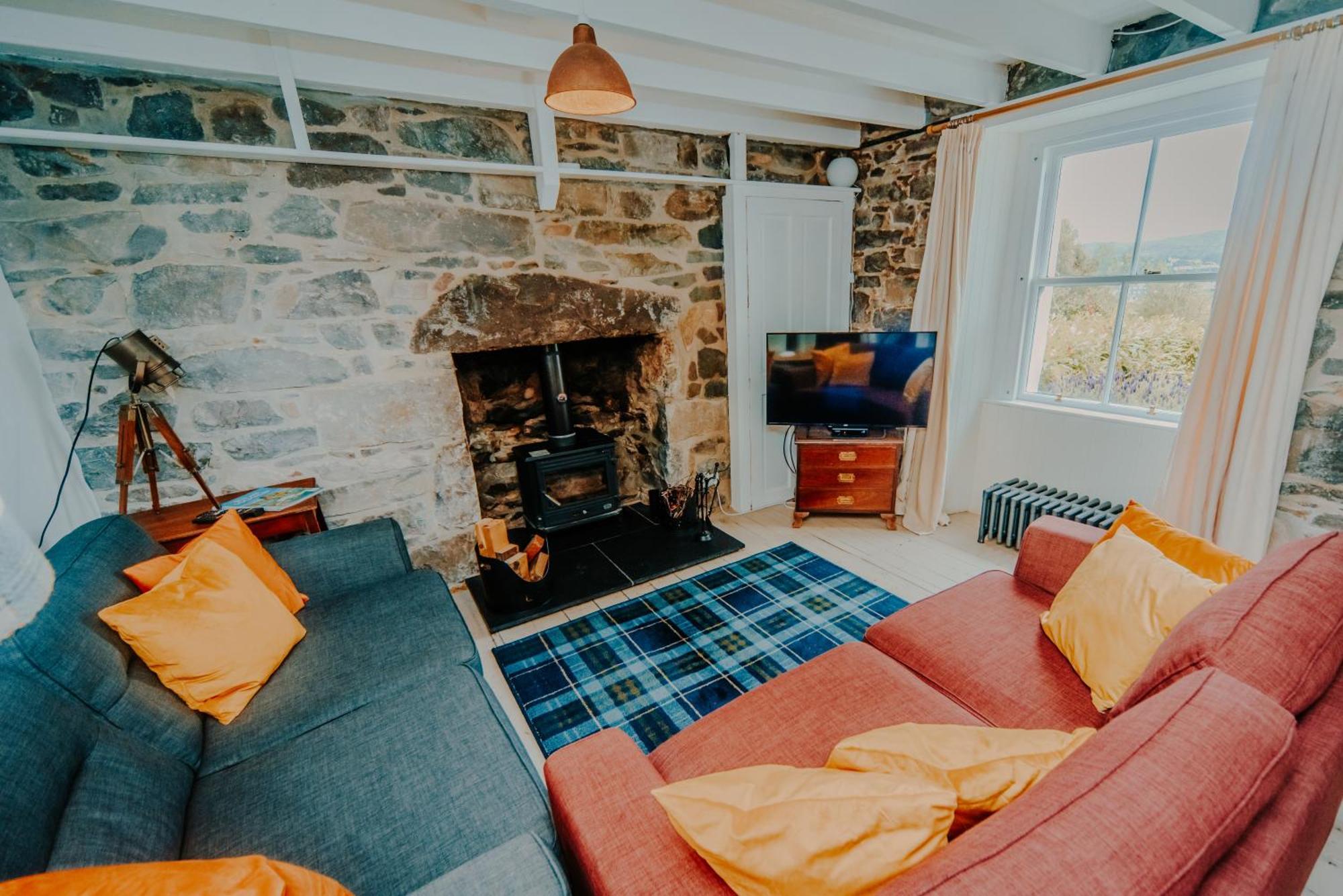 Old Kyle Farm - Stunning Views - 2 Mins From Skye Bridge Villa Kyleakin Kültér fotó